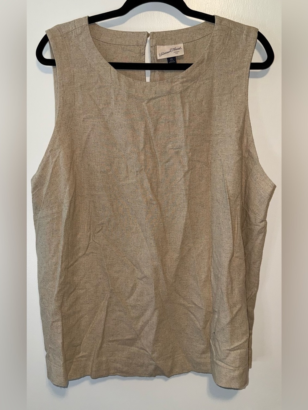 Universal Thread Women's Sleeveless Crewneck Tank in Light Taupe